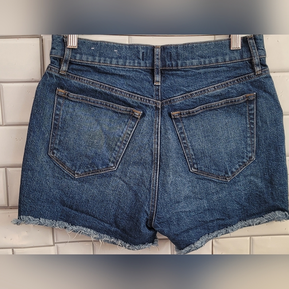 Loft Ladies Medium Wash Denim Cut Off Shorts 10in Rise Size 26 | 2  Waist 31in - Picture 2 of 4